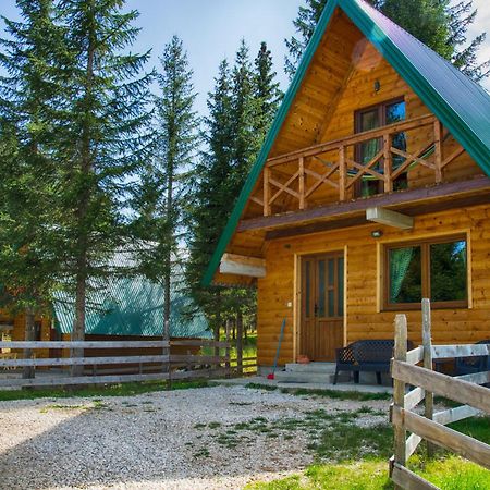 Ville Uskoci Zabljak  Ngoại thất bức ảnh